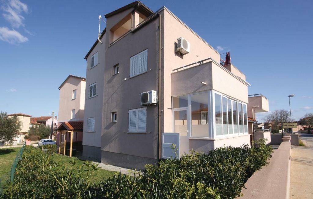 Apartman Nina Fažana Exterior foto